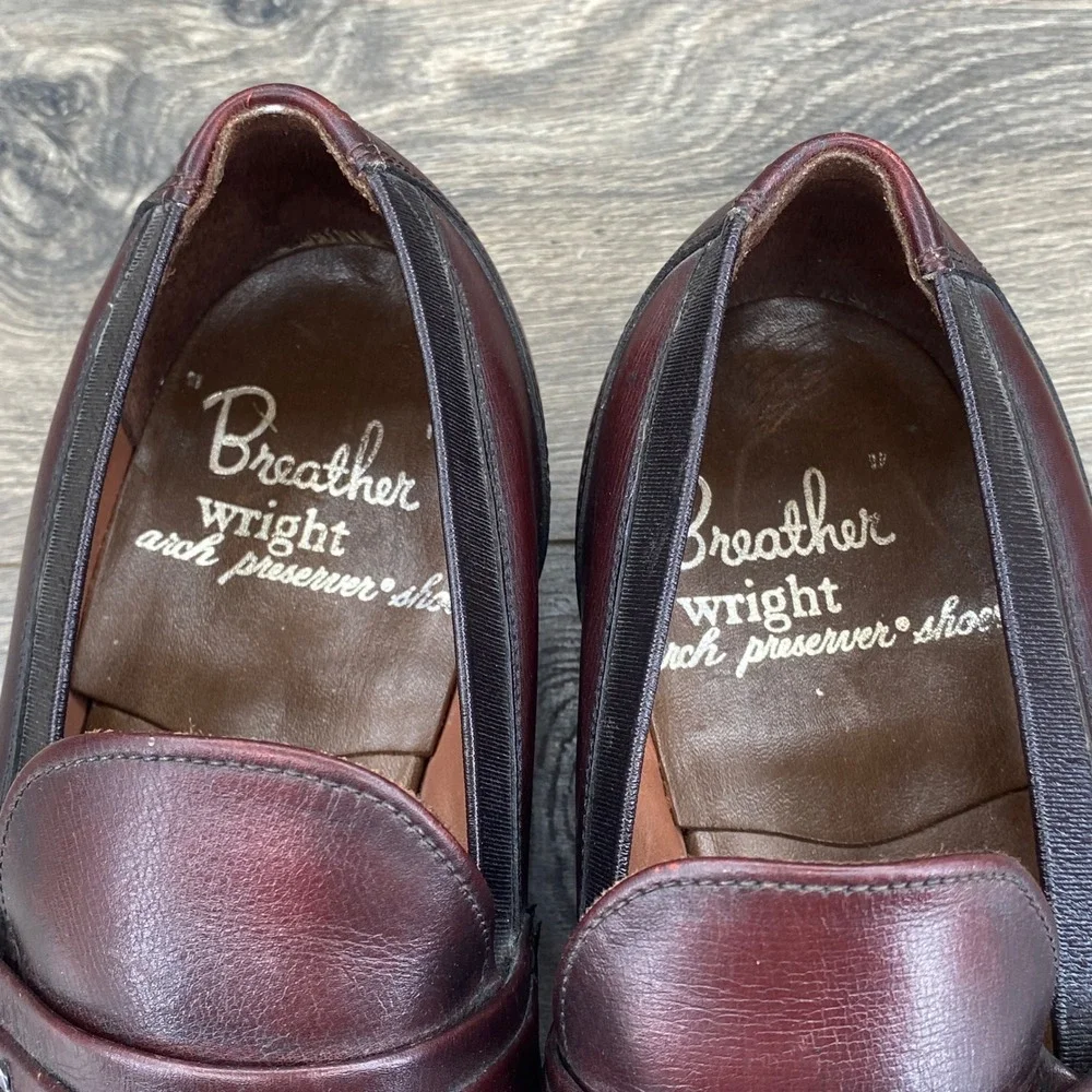 Johnston & Murphy Penny Loafers Mens 10 B Burgundy Leather Moc Toe Dress Shoes